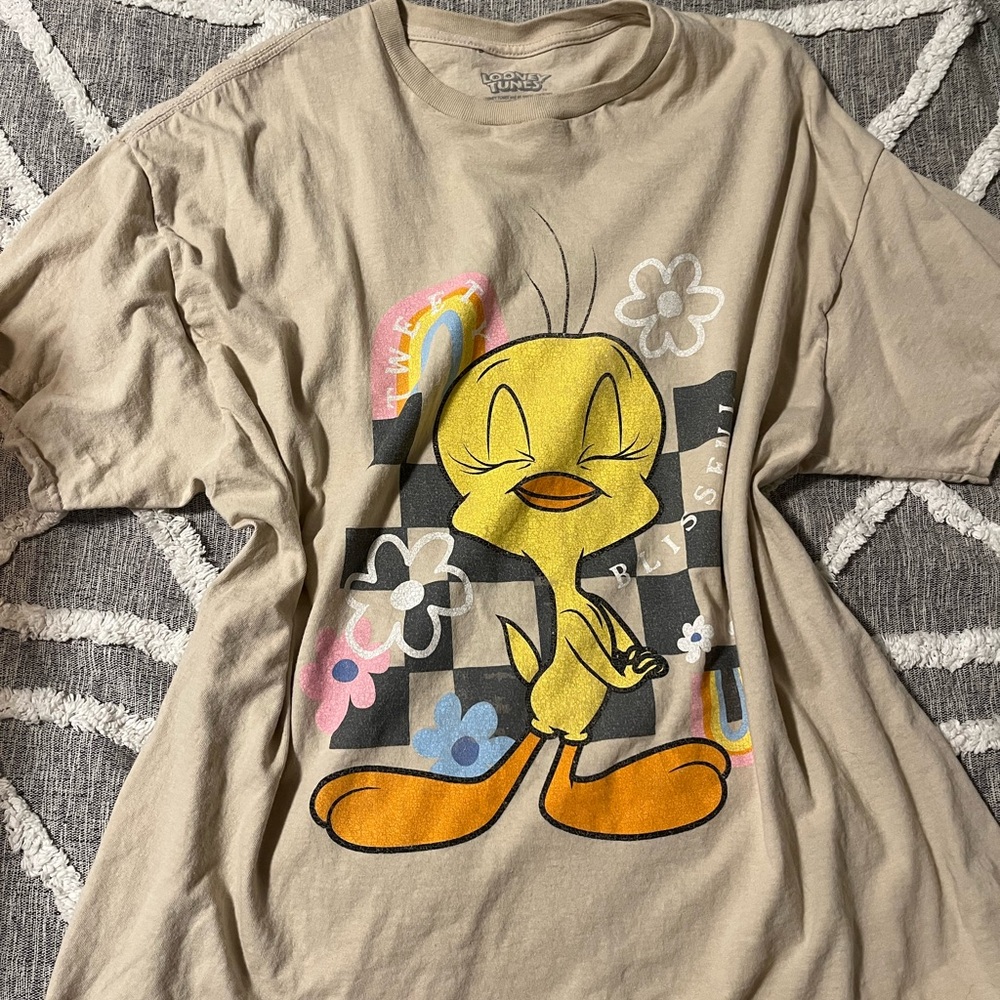Warner Bros. Tweety Tan Short Sleeve Tee